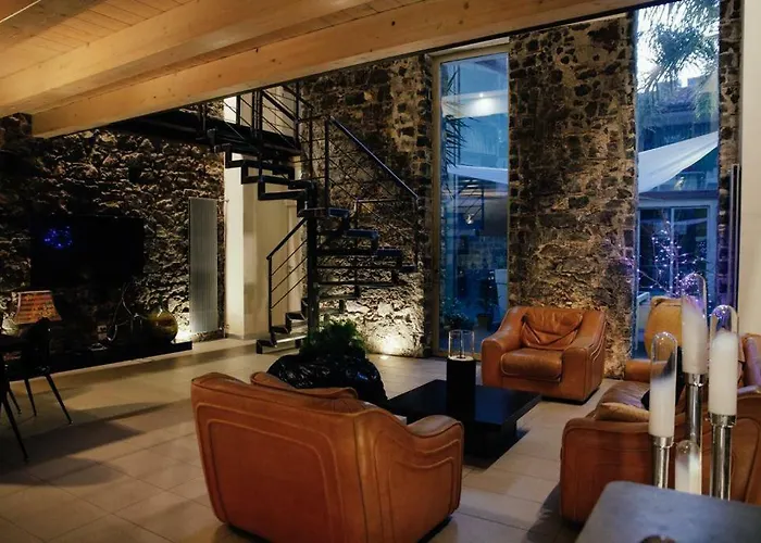 Ghe House